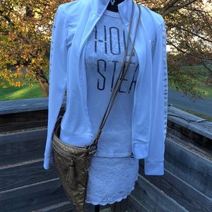 Roxy crossbody bag in gold